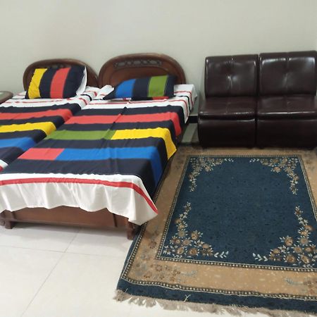 N N Guests Palace Islamabad Ngoại thất bức ảnh